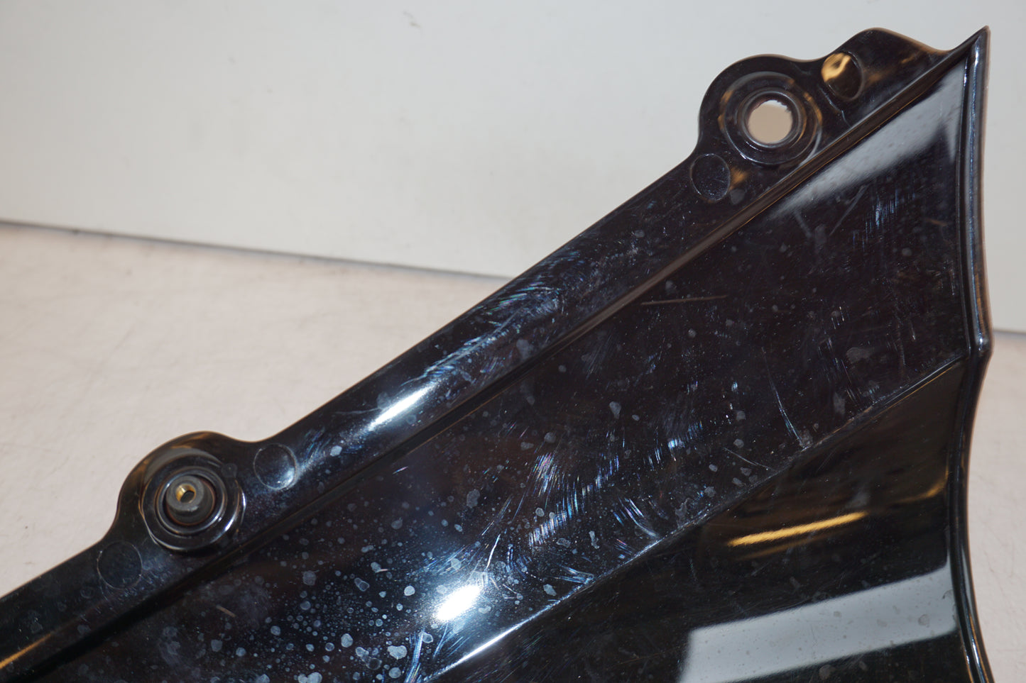 Extrabild5 på Vindruta från en Yamaha YZF 1000 R1 -2005 motorcykel.