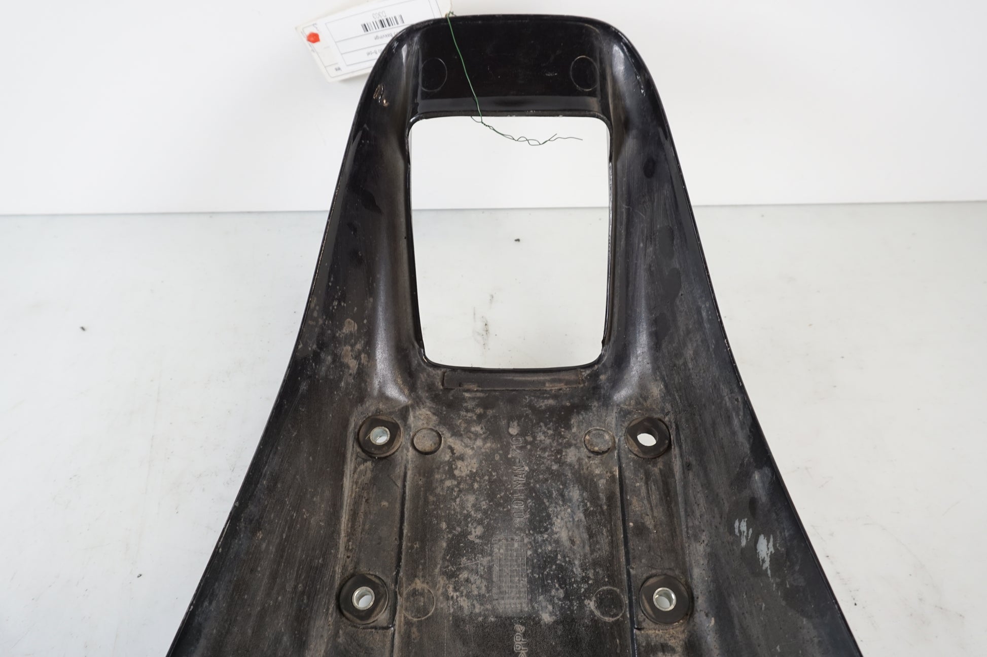 Extrabild2 på Bakvinge från en Honda NX 650 -2000 motorcykel.