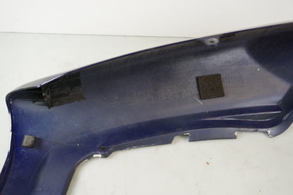 Snett nerifrån på Bakvinge från en Honda VTR 1000 F -2001 motorcykel.