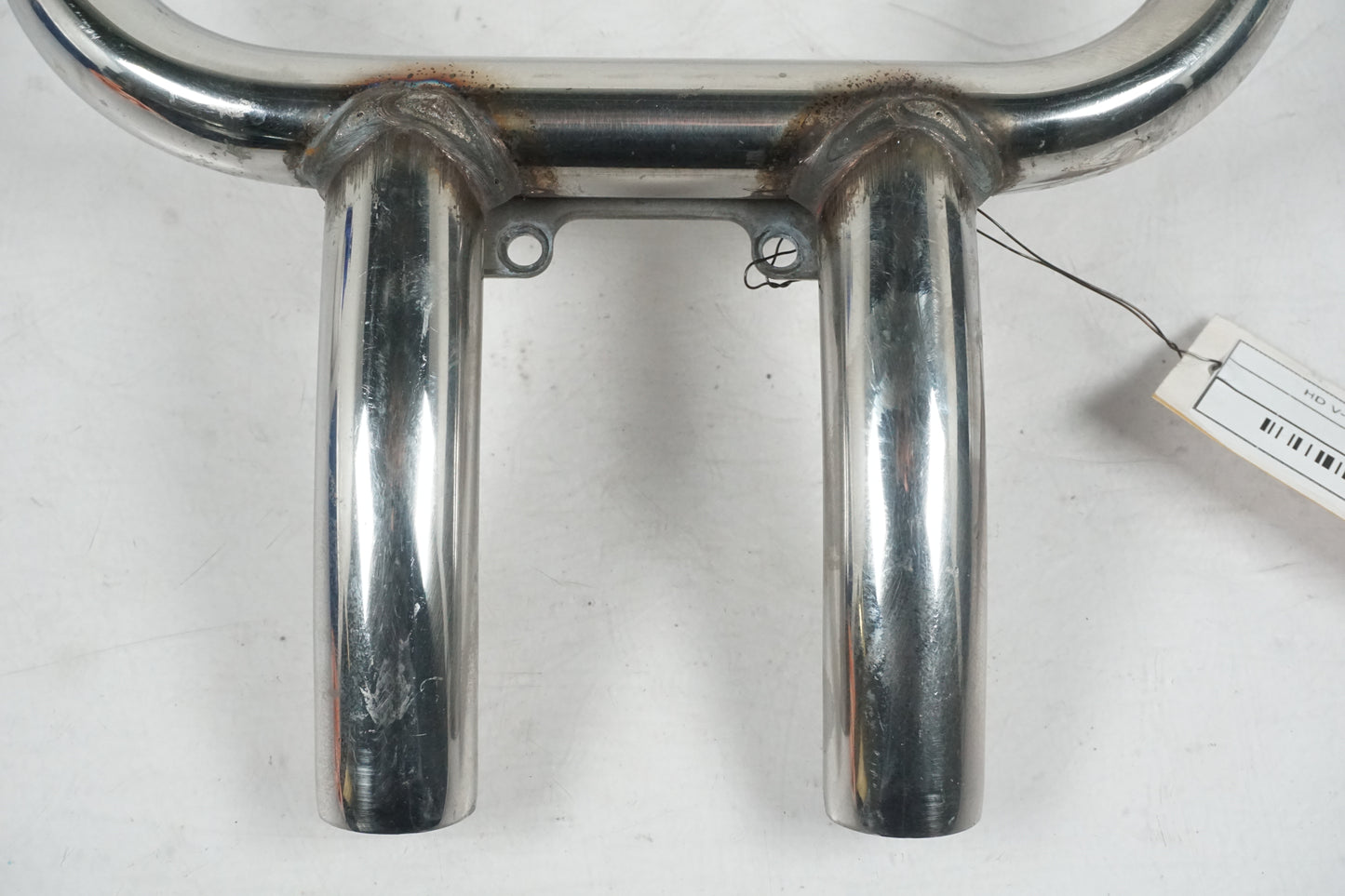 Baksidan på Styre från en H-D V-Rod 1130 -2002 motorcykel.