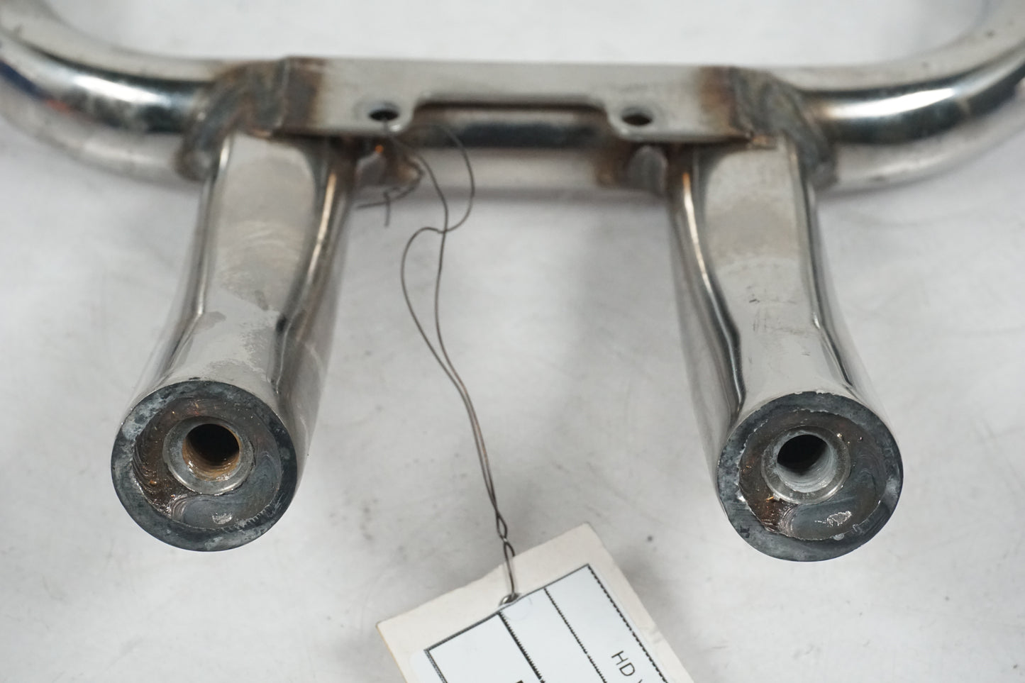 Extrabild2 på Styre från en H-D V-Rod 1130 -2002 motorcykel.