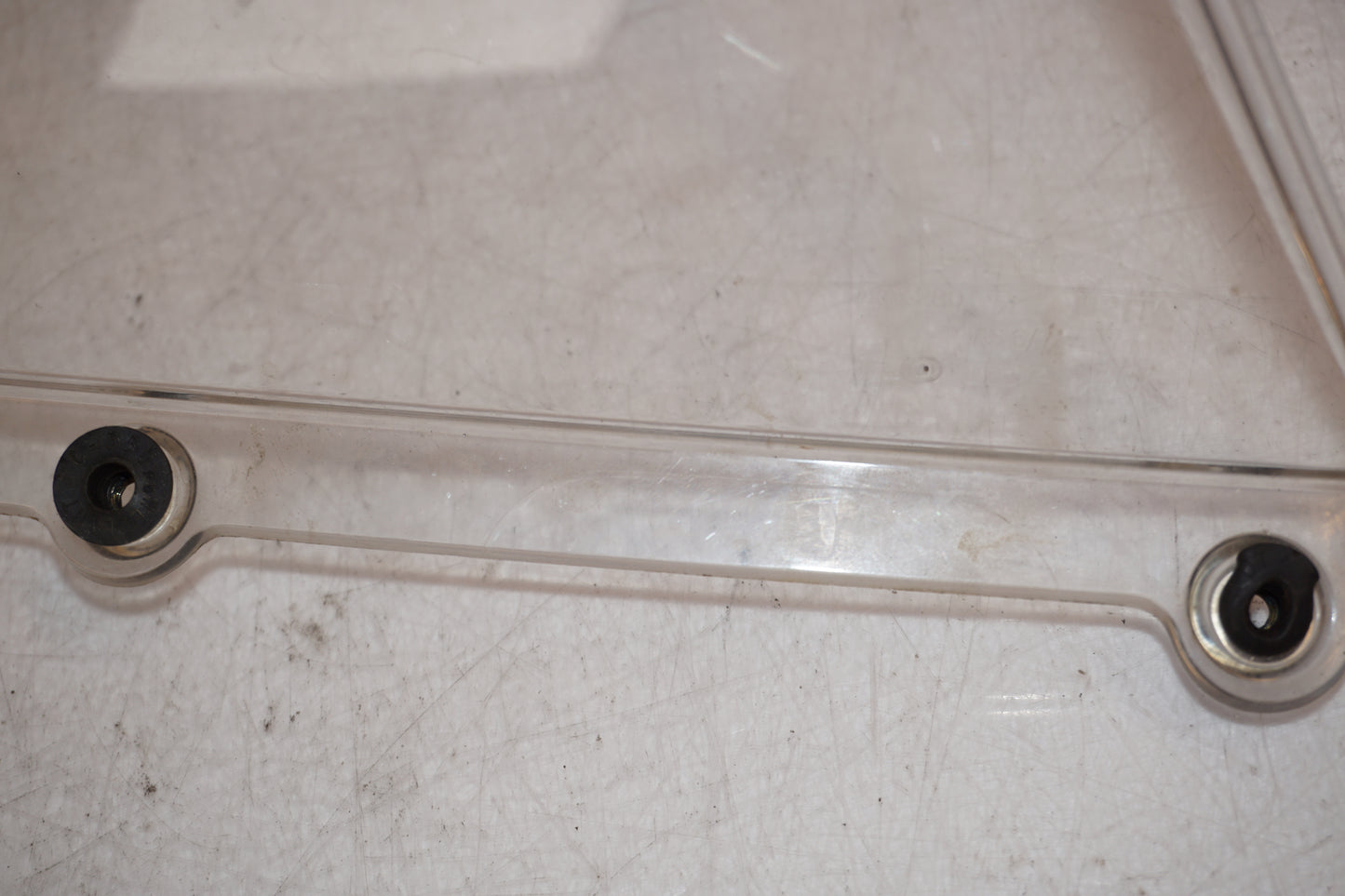 Extrabild2 på Vindruta från en Honda CBR 600 RR -2003 motorcykel.