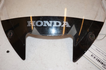 Höger sida på Vindruta från en Honda VTR 1000 F -1997 motorcykel.