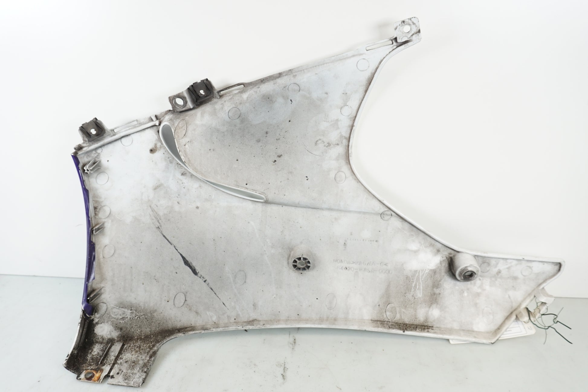 Extrabild2 på Magkåpa från en Honda CBR 900 RR -1996 motorcykel.