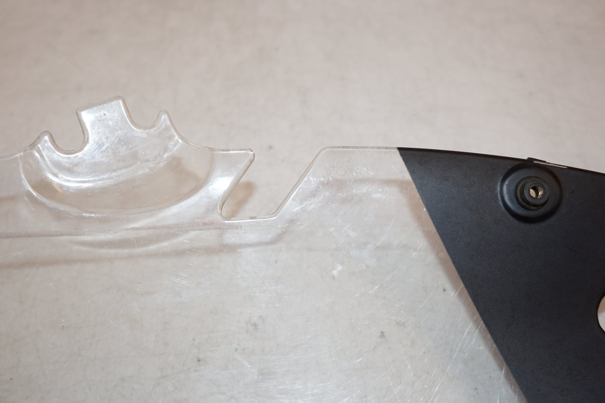 Extrabild4 på Vindruta från en Honda VTR 1000 F -1997 motorcykel.