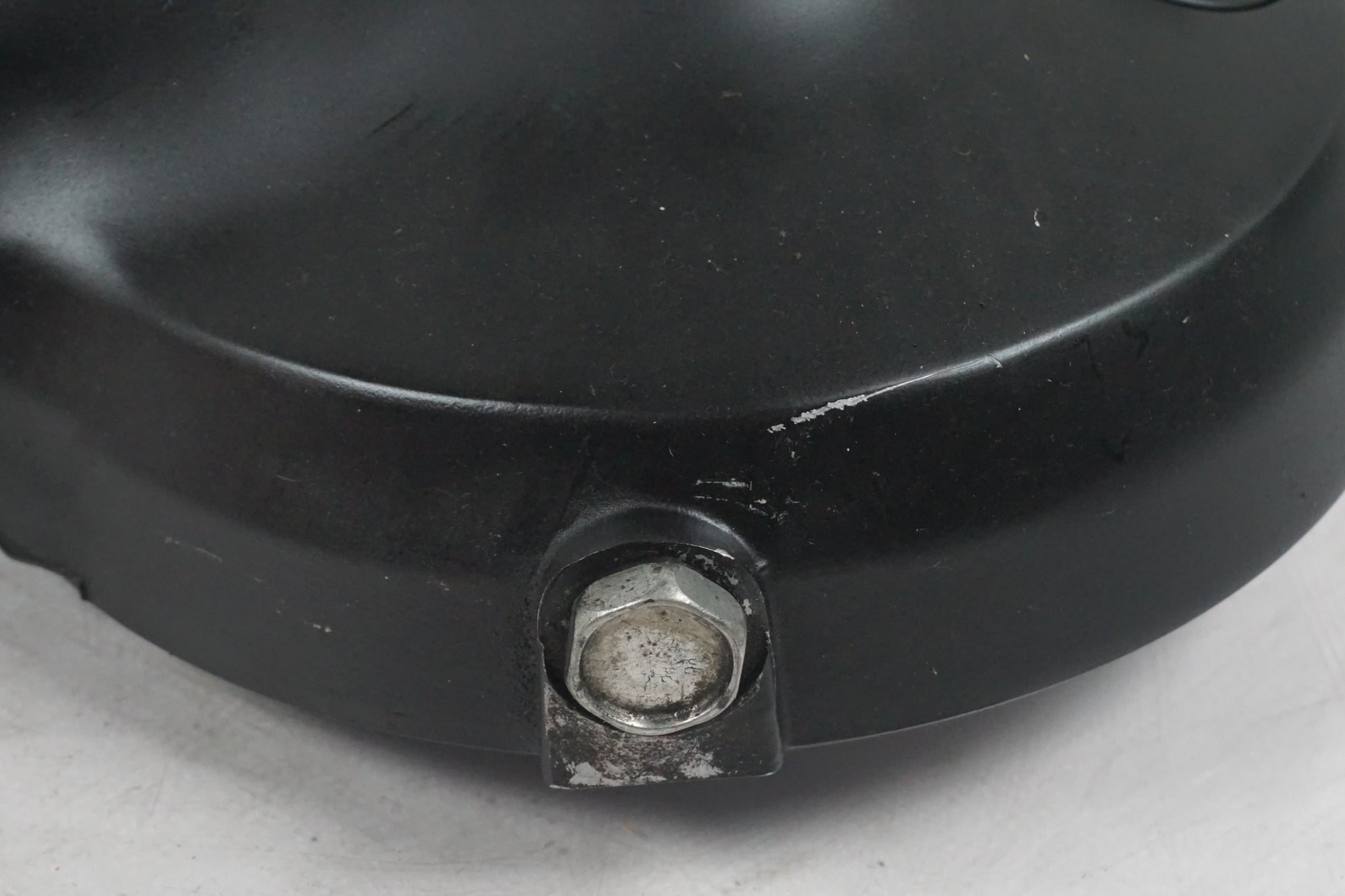 Snett nerifrån på Slutväxel från en Suzuki M 1800 -2009 motorcykel.