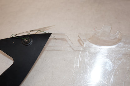 Extrabild5 på Vindruta från en Honda VTR 1000 F -1997 motorcykel.