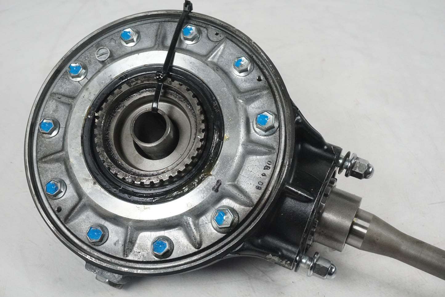 Extrabild5 på Slutväxel från en Suzuki M 1800 -2009 motorcykel.