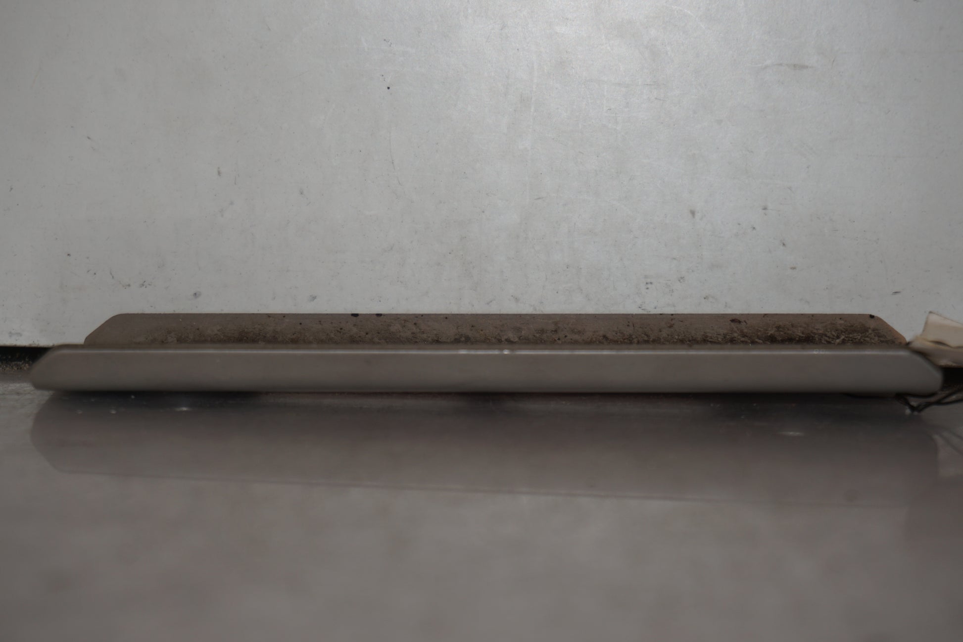 Baksidan på Vattenkyldekor från en Yamaha FZ-S 600 -1998 motorcykel.