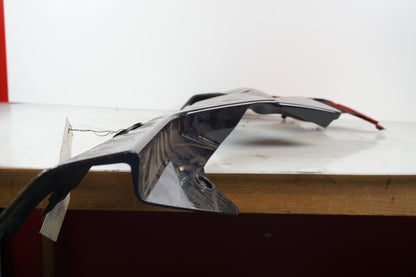 Höger sida på Magkåpa från en Honda CBR 900 RR -2000 motorcykel.