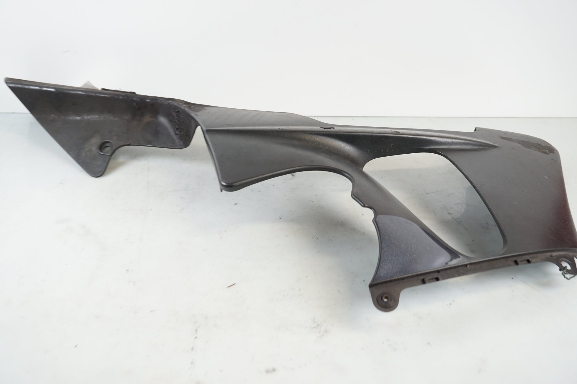 Snett uppifrån på Magkåpa från en Honda CBR 900 RR -2000 motorcykel.