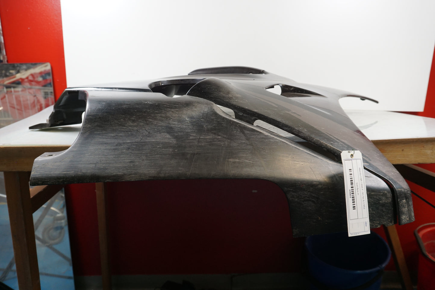 Baksidan på Sidkåpa från en Honda CBR 1000 F -1993 motorcykel.