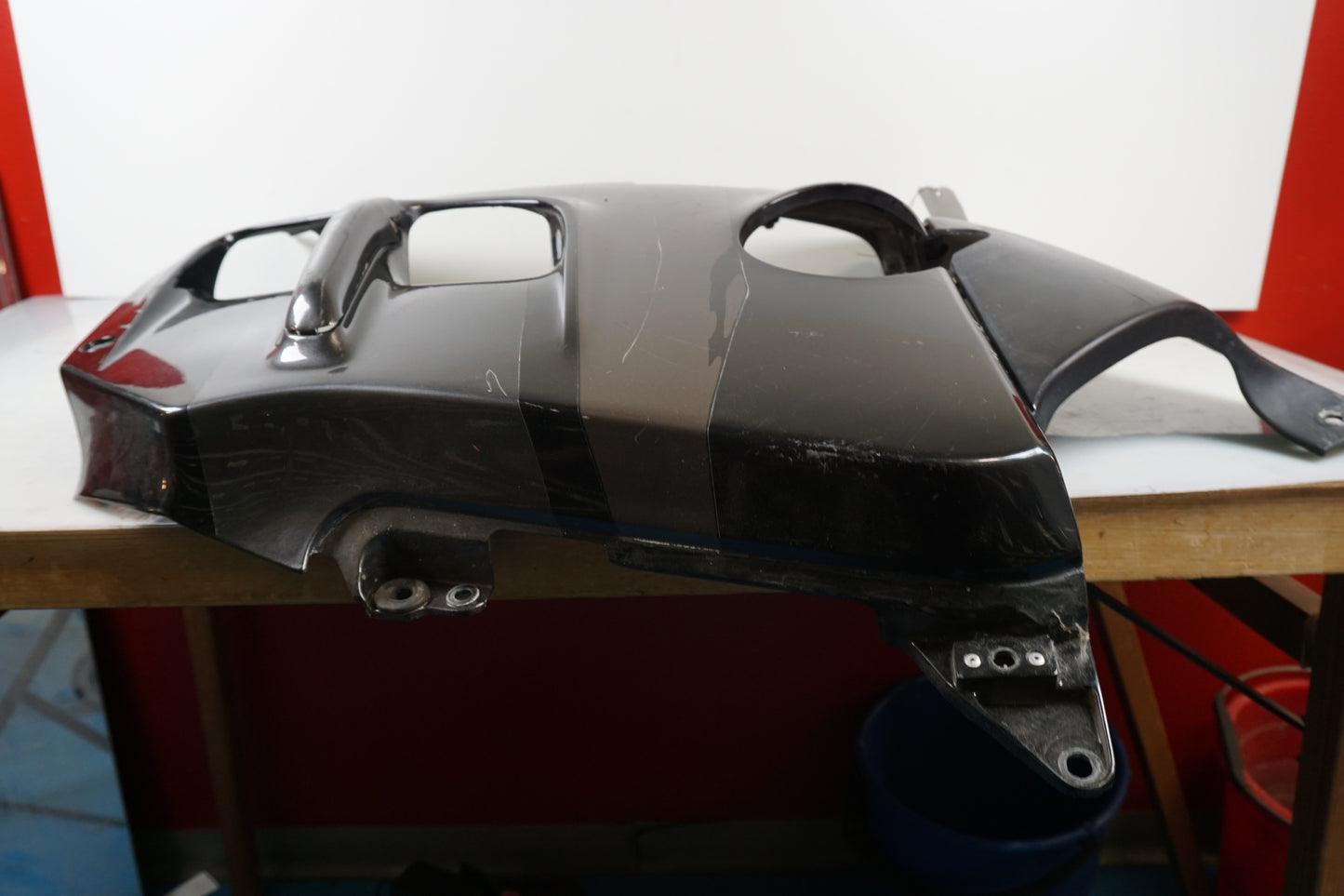 Extrabild1 på Sidkåpa från en Honda CBR 1000 F -1993 motorcykel.