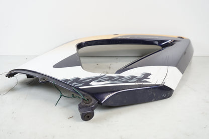 Snett uppifrån på Sidkåpa från en Honda CBR 900 RR -2000 motorcykel.