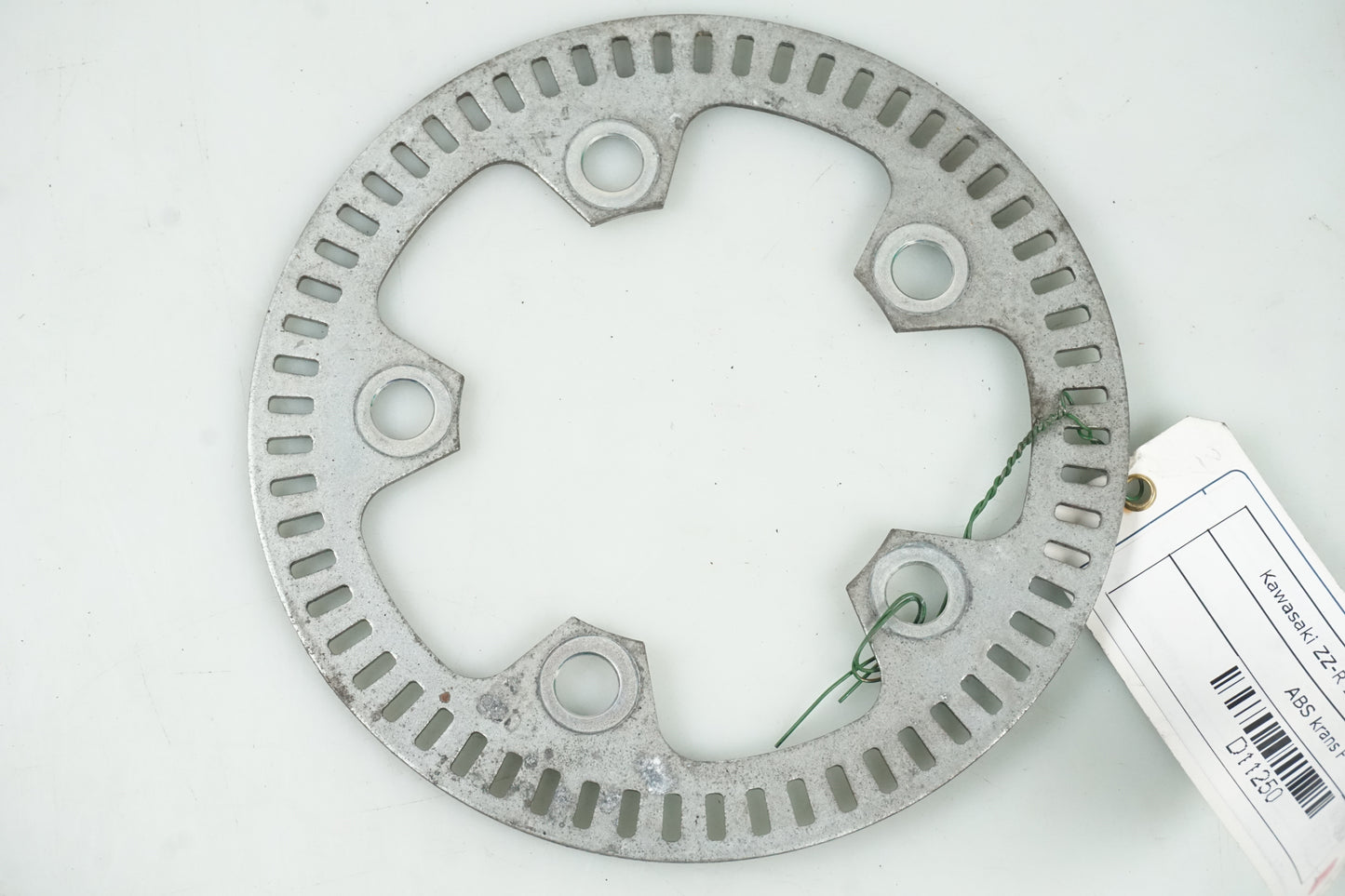 Baksidan på ABS krans från en Kawasaki ZZ-R 1400 -2007 motorcykel.