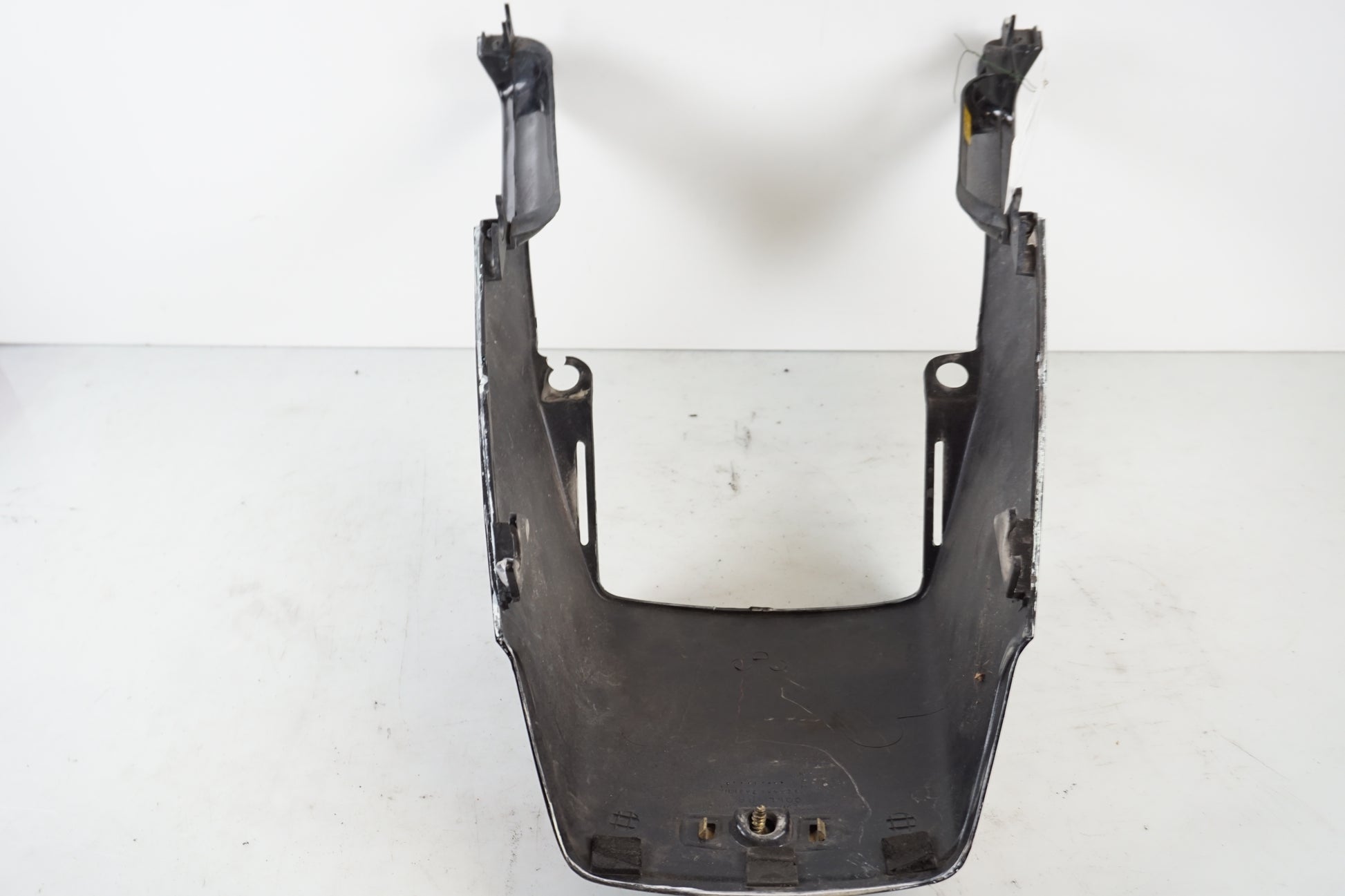 Extrabild2 på Bakvinge från en Honda VF 750 S -1982 motorcykel.