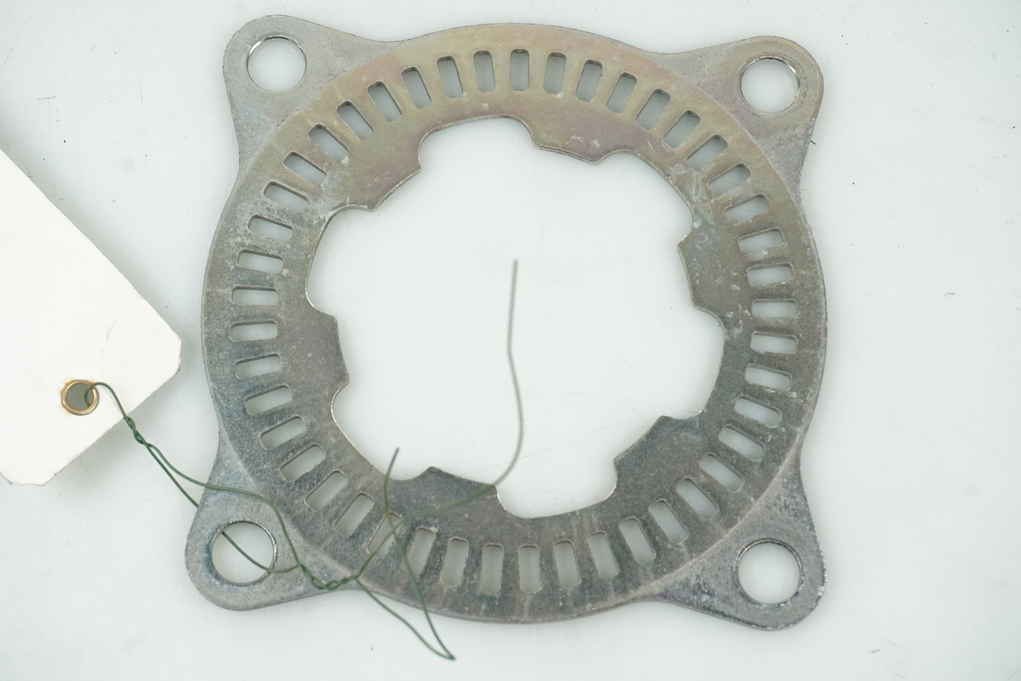 Framsidan på ABS krans från en Kawasaki Versys 1000 -2012 motorcykel.