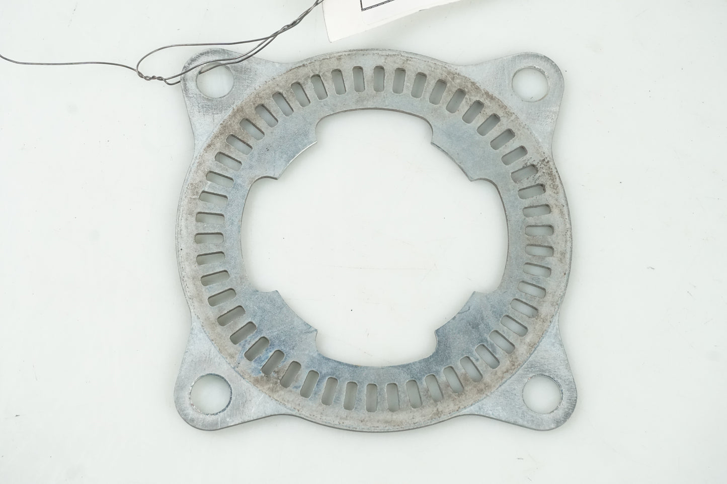 Framsidan på ABS krans från en Kawasaki GTR 1400 -2008 motorcykel.