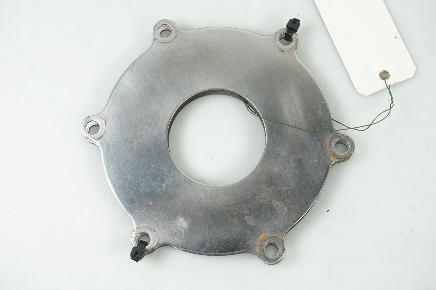 Framsidan på Bromsskivedekor från en Yamaha XVS 1100 -1999 motorcykel.