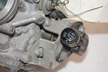 Extrabild4 på Förgasare från en Honda XL 650 V -2000 motorcykel.