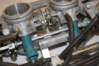 Extrabild2 på Insprutbrygga från en Honda CBR 900 RR -2003 motorcykel.