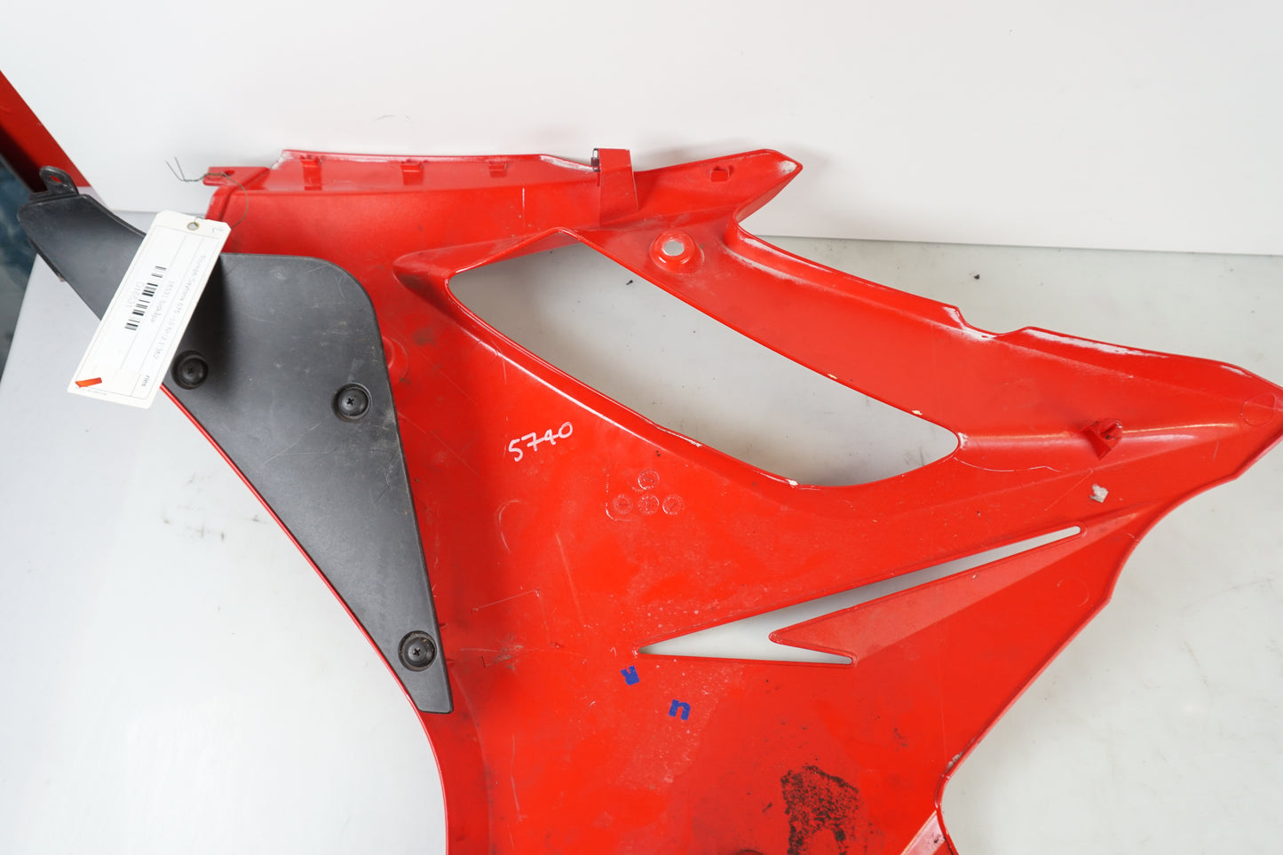 Extrabild5 på Sidkåpa från en Triumph Daytona 675 -2010 motorcykel.