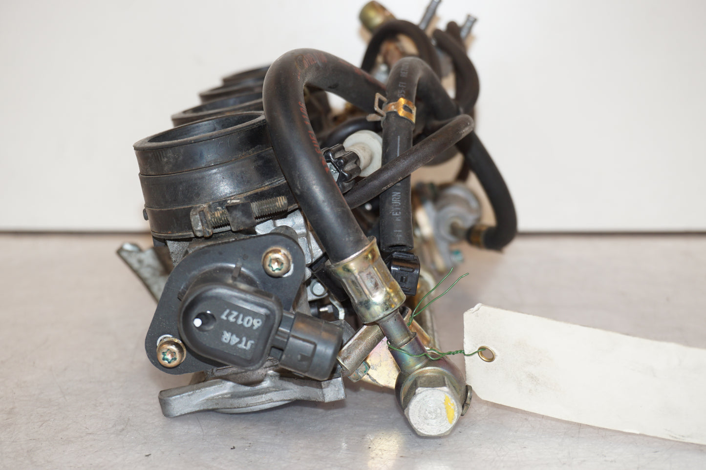 Extrabilder på Insprutbrygga från en Honda CBR 900 RR -2003 motorcykel.