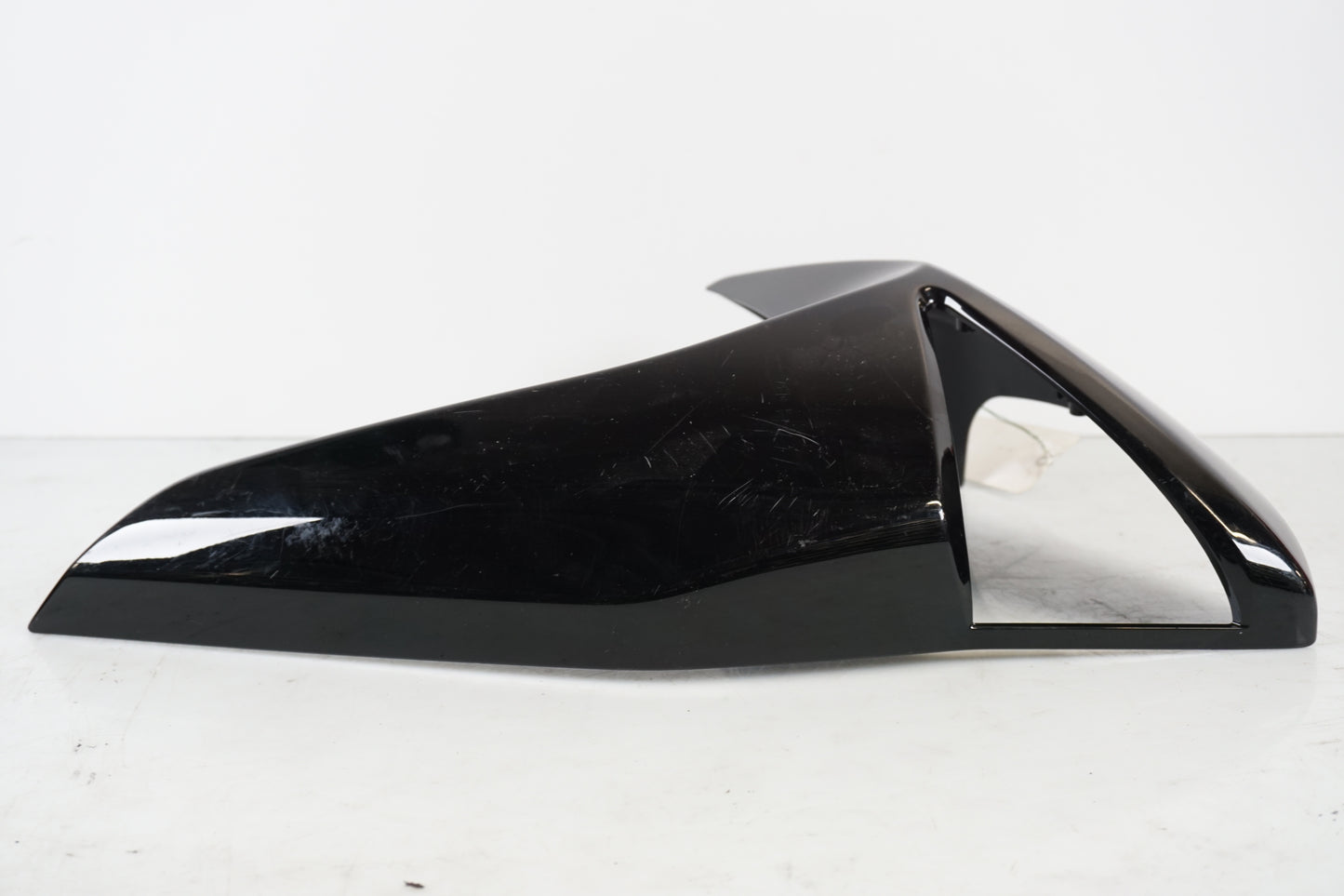 Baksidan på Sidkåpa från en Kawasaki Z 1000 -2011 motorcykel.