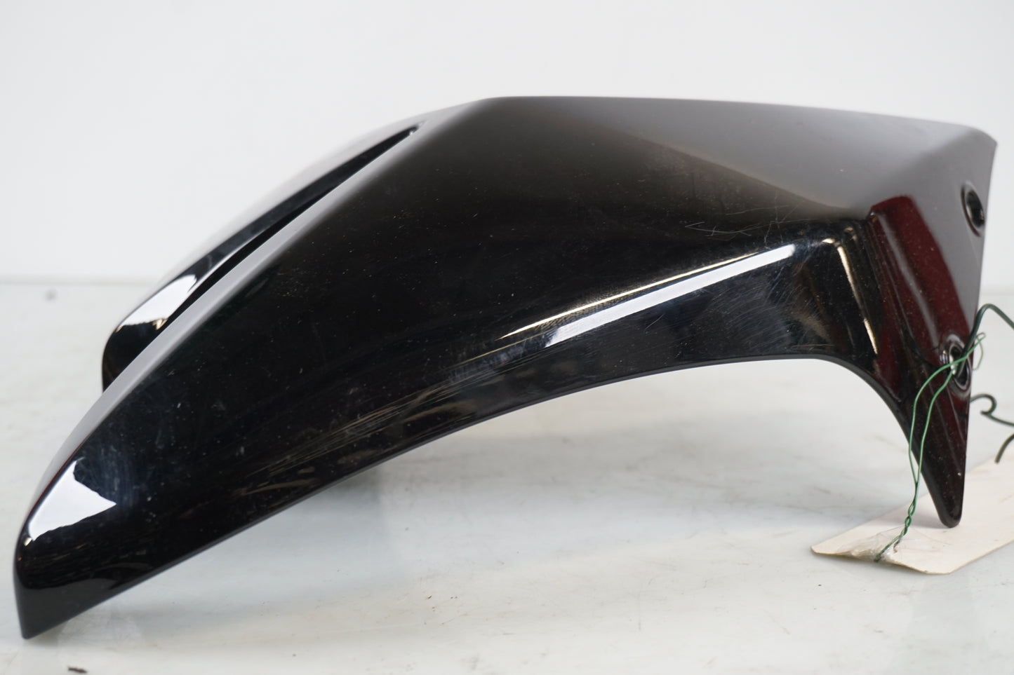 Höger sida på Sidkåpa från en Kawasaki Z 1000 -2011 motorcykel.