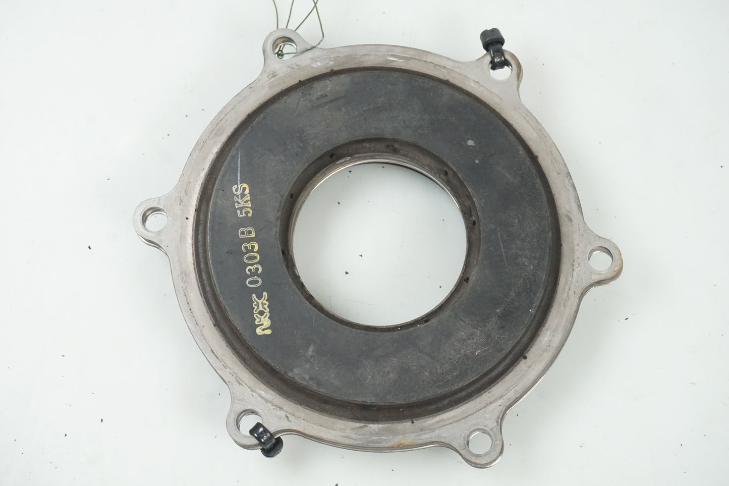 Baksidan på Bromsskivedekor från en Yamaha XVS 1100 -2000 motorcykel.