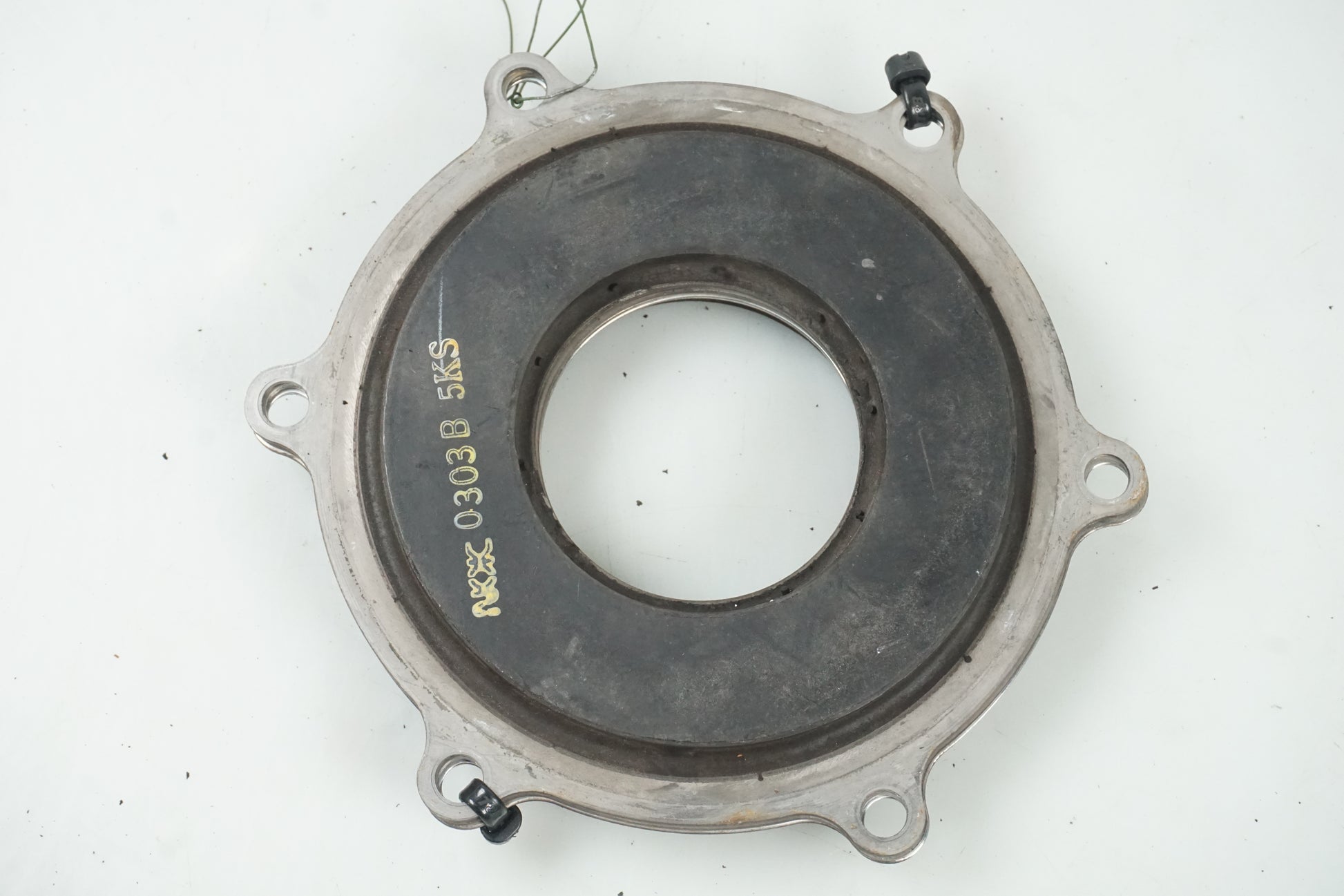 Baksidan på Bromsskivedekor från en Yamaha XVS 1100 -2000 motorcykel.