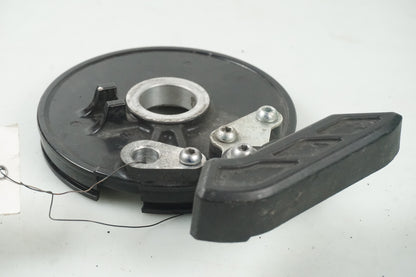 Höger sida på ABS givarfäste från en Yamaha FZ-8 -2011 motorcykel.