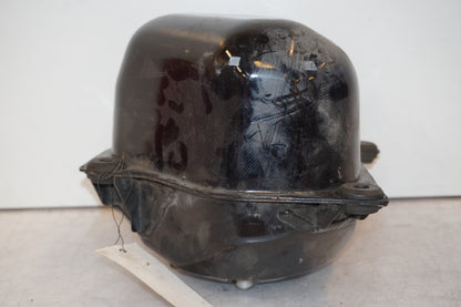 Baksidan på Bensintank från en Yamaha XV 1700 -2003 motorcykel.