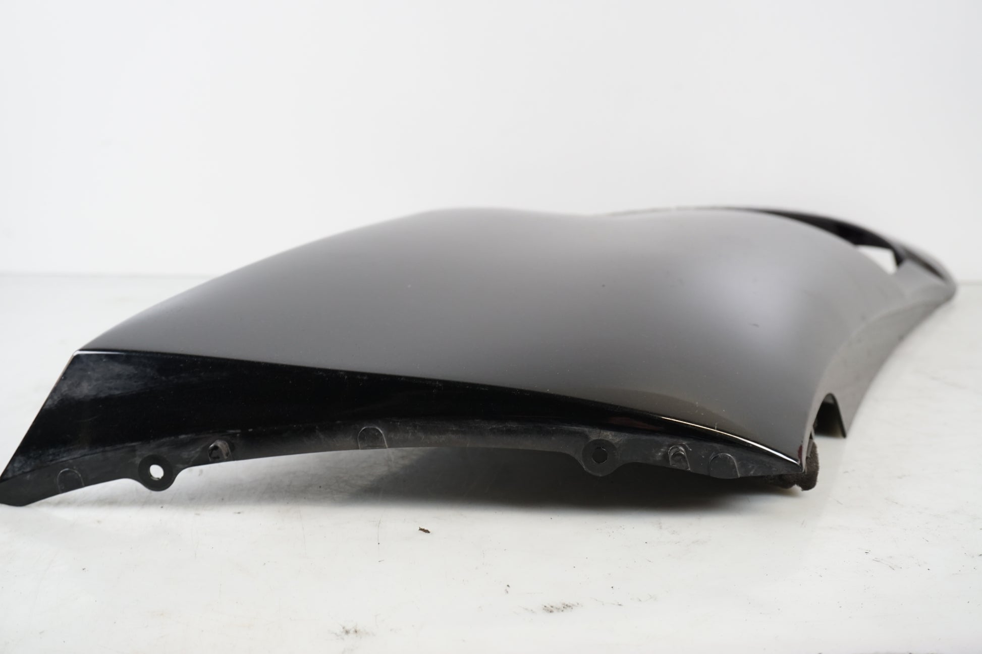 Baksidan på Sidkåpa från en Kawasaki GTR 1400 -2008 motorcykel.