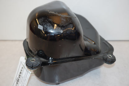 Framsidan på Bensintank från en Yamaha XV 1900 -2007 motorcykel.