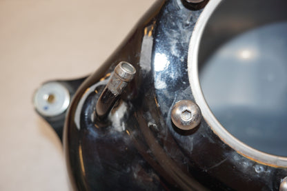 Extrabild2 på Bensintank från en Yamaha XV 1900 -2007 motorcykel.