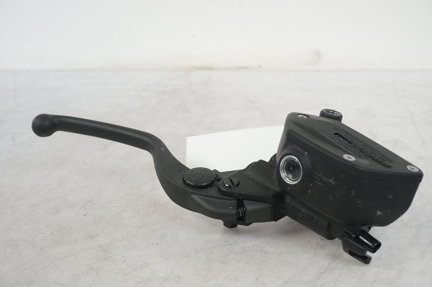 brake master cylinder