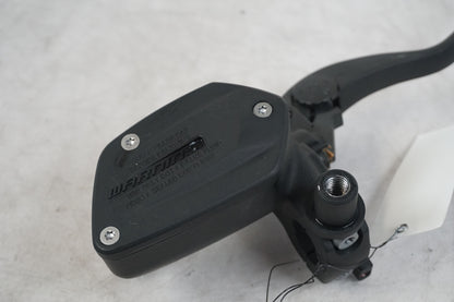 brake master cylinder