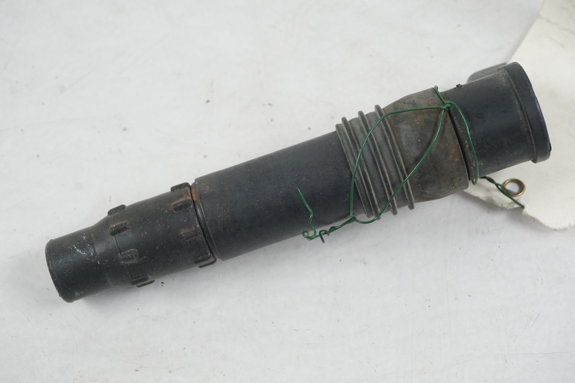 Höger sida på Tändspole från en Suzuki GSX-R 1000 -2004 motorcykel.