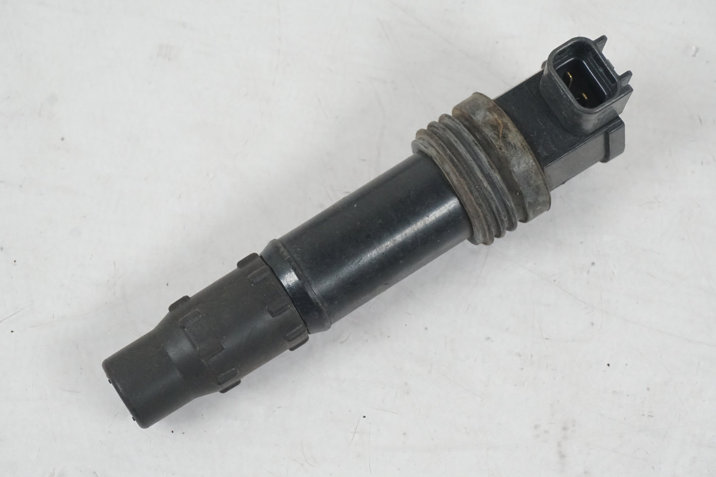 Framsidan på Tändspole från en Suzuki GSX-R 600 -1997 motorcykel.