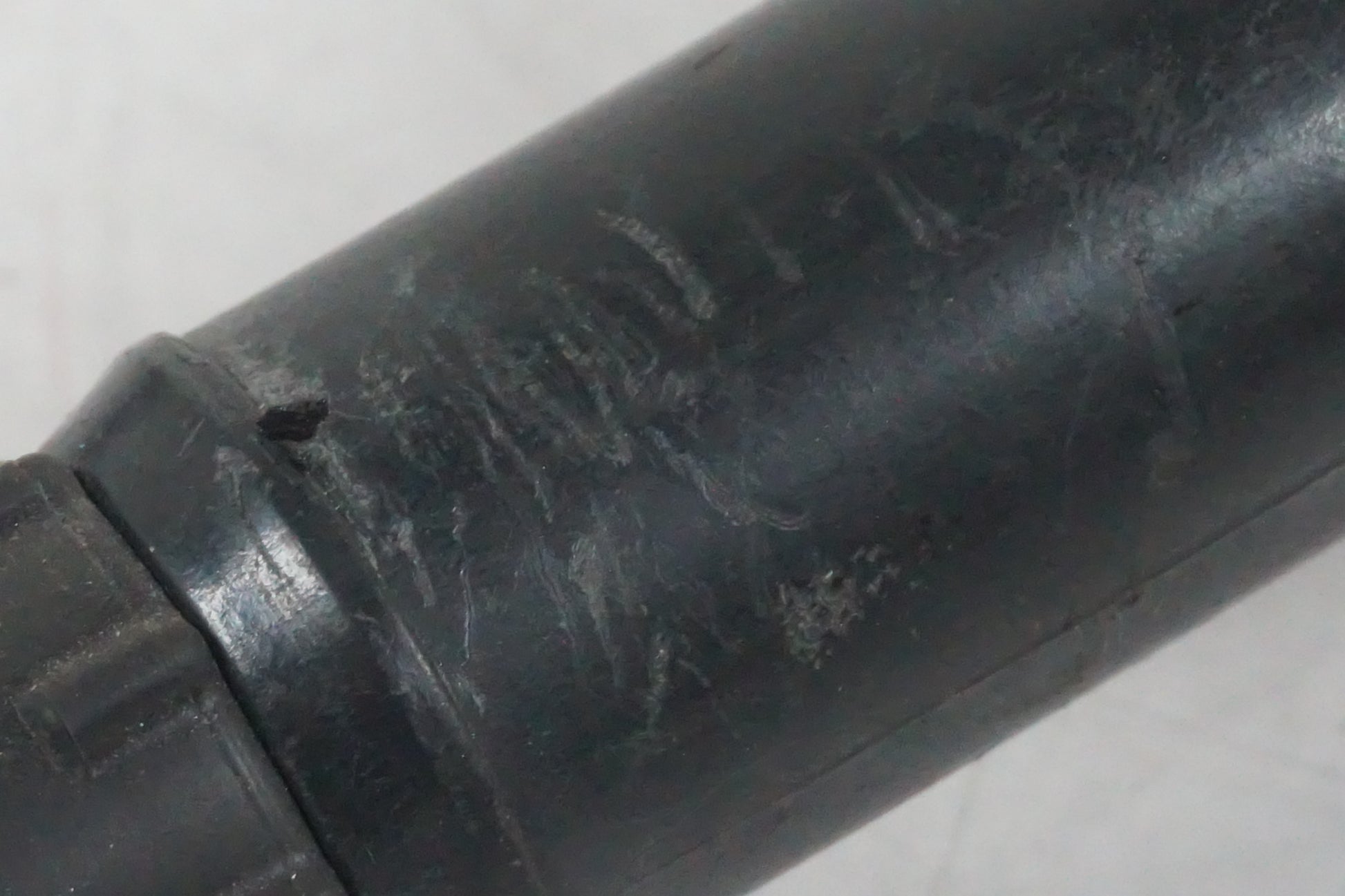 Vänster sida på Tändspole från en Suzuki GSX-R 600 -1997 motorcykel.