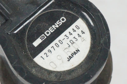 Snett uppifrån på Tändspole från en Suzuki GSX-R 600 -1997 motorcykel.