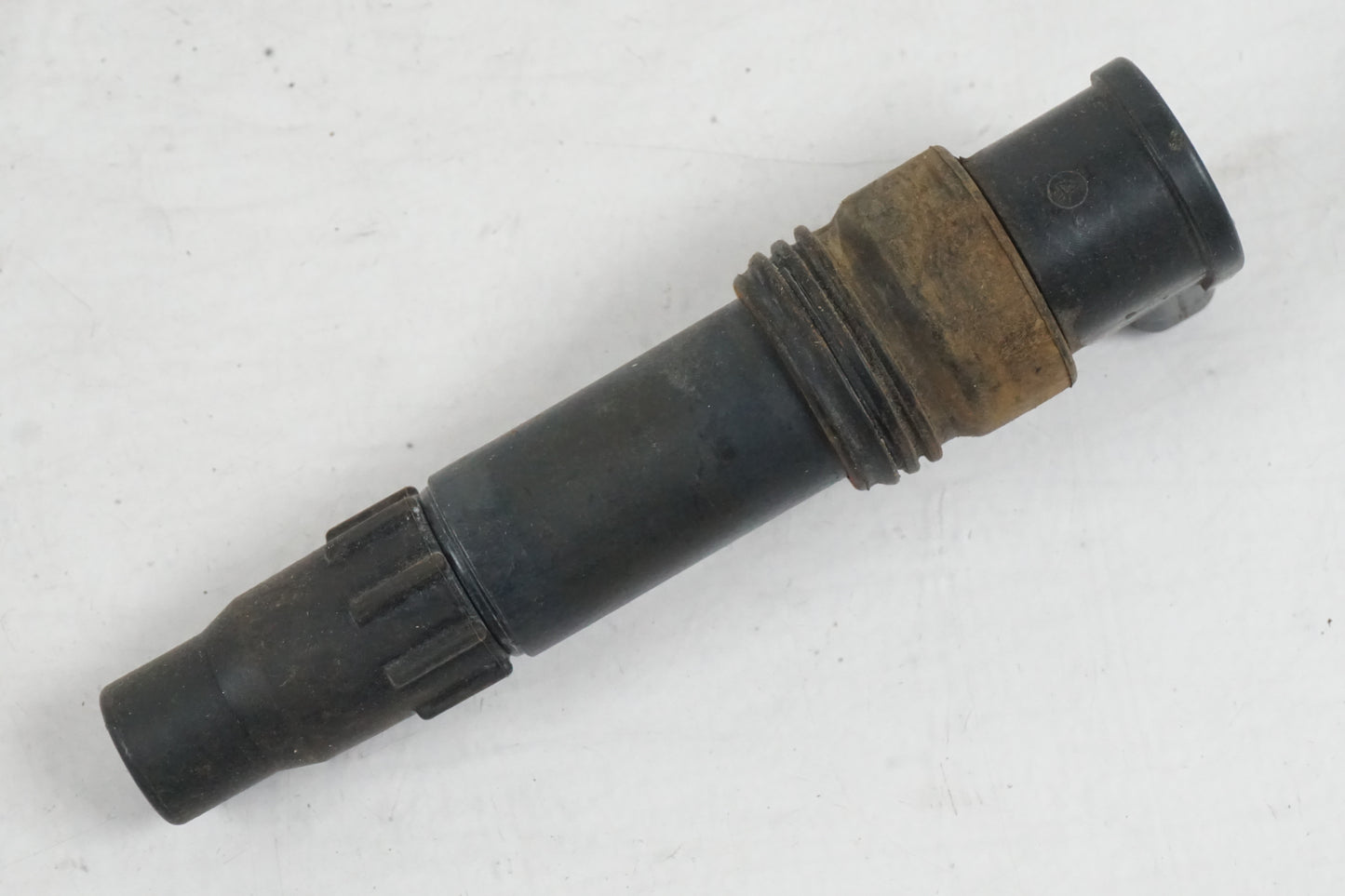 Höger sida på Tändspole från en Suzuki GSX 1300 BK -2008 motorcykel.