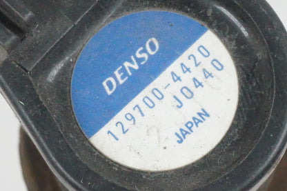 Vänster sida på Tändspole från en Suzuki GSX 1300 BK -2008 motorcykel.