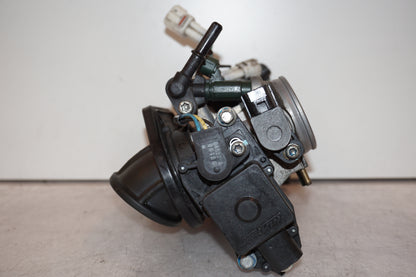 Extrabild1 på Spjällhus från en Kawasaki ER-6N -2011 motorcykel.