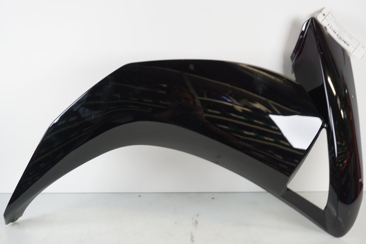 Framsidan på Sidkåpa från en Kawasaki GTR 1400 -2012 motorcykel.