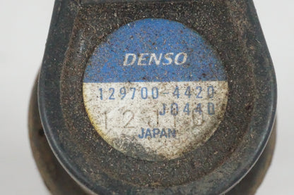 Vänster sida på Tändspole från en Suzuki GSX 1300 BK -2008 motorcykel.