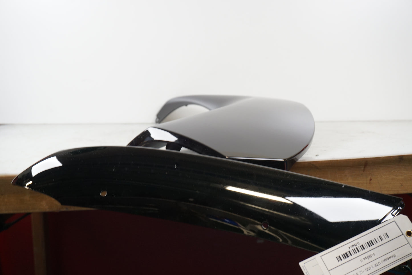 Höger sida på Sidkåpa från en Kawasaki GTR 1400 -2012 motorcykel.