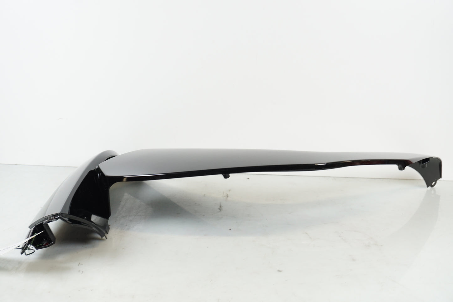 Vänster sida på Sidkåpa från en Kawasaki GTR 1400 -2012 motorcykel.