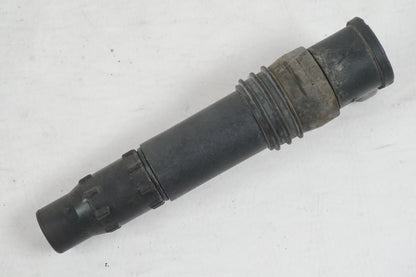 Höger sida på Tändspole från en Suzuki GSX-R 750 -2000 motorcykel.
